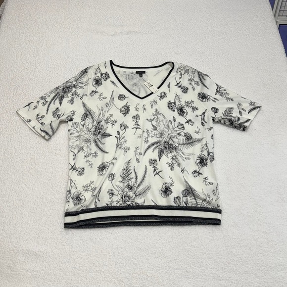 Talbots XL Black White Floral Botanical V-Neck Knit Top Short Sleeve Rib Hem NWT - Picture 1 of 6